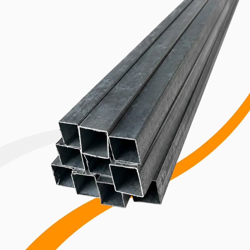 Tubos de metalon em diferentes medidas